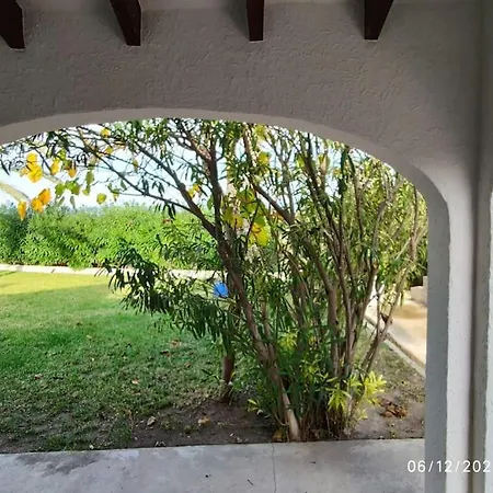 Casa En Primera Linea De Playa 아파트 데니아