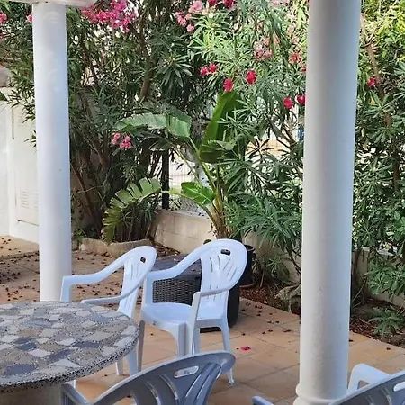 Casa En Primera Linea De Playa 아파트